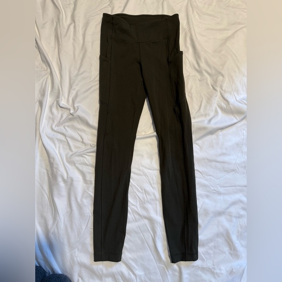 Lululemon Speed Up Tights with 28” inseam- Like New - Picture 4 of 5